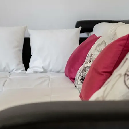 Tamjan Villa Supetar